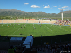 Ausschreitungen beim clásico puntano zw. Estudiantes San Luis und Juventud