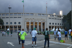 Portal des Stadion Pacaembu vor dem Clássico das Colônias zwischen Palmeiras und Portuguesa