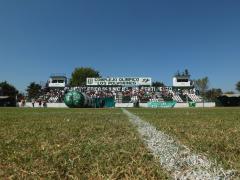 Die Haupttribüne des Estadio Malvinas Argentinas in Polvorines.