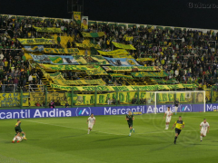Blick ins Estadio Norberto Tomaghello beim Spiel Defensa y Justicia gegen Argentinos Jrs, September 2022